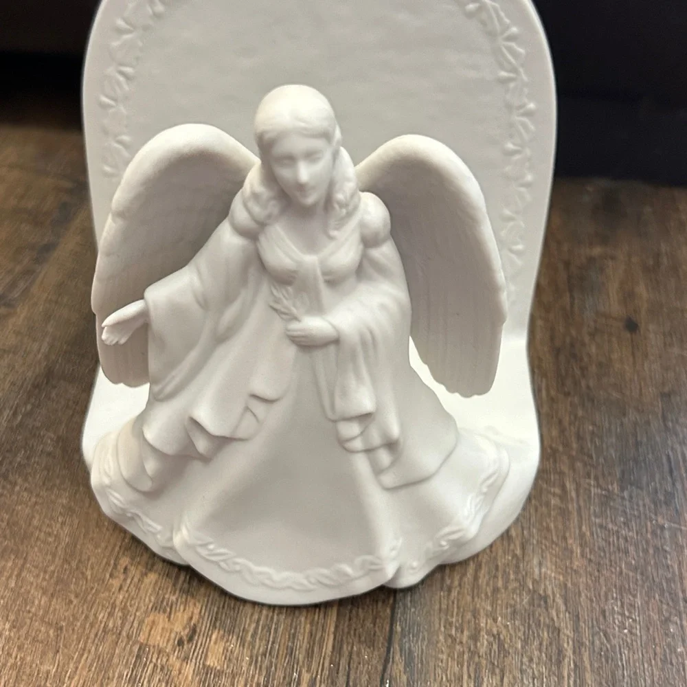 Ceramic Angel‎ Bible Holder From Hallmark Cards